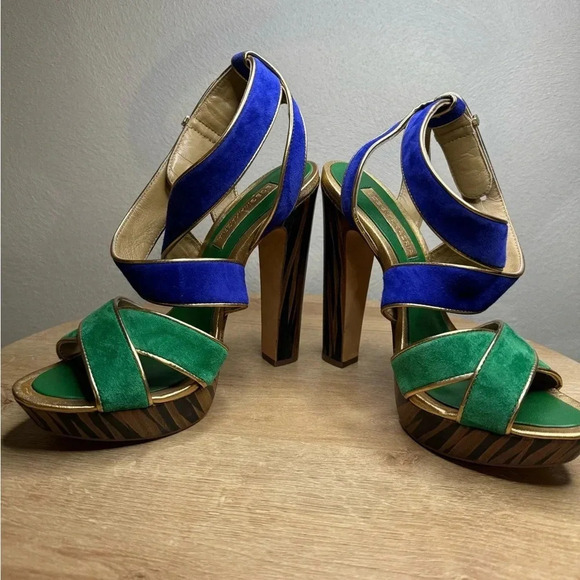 BCBGMaxAzria Suede Heels - Picture 6 of 10